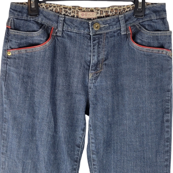 FYLO Vintage Boot Cut Jeans with Red Accent Trim Size 8 - Picture 2 of 8